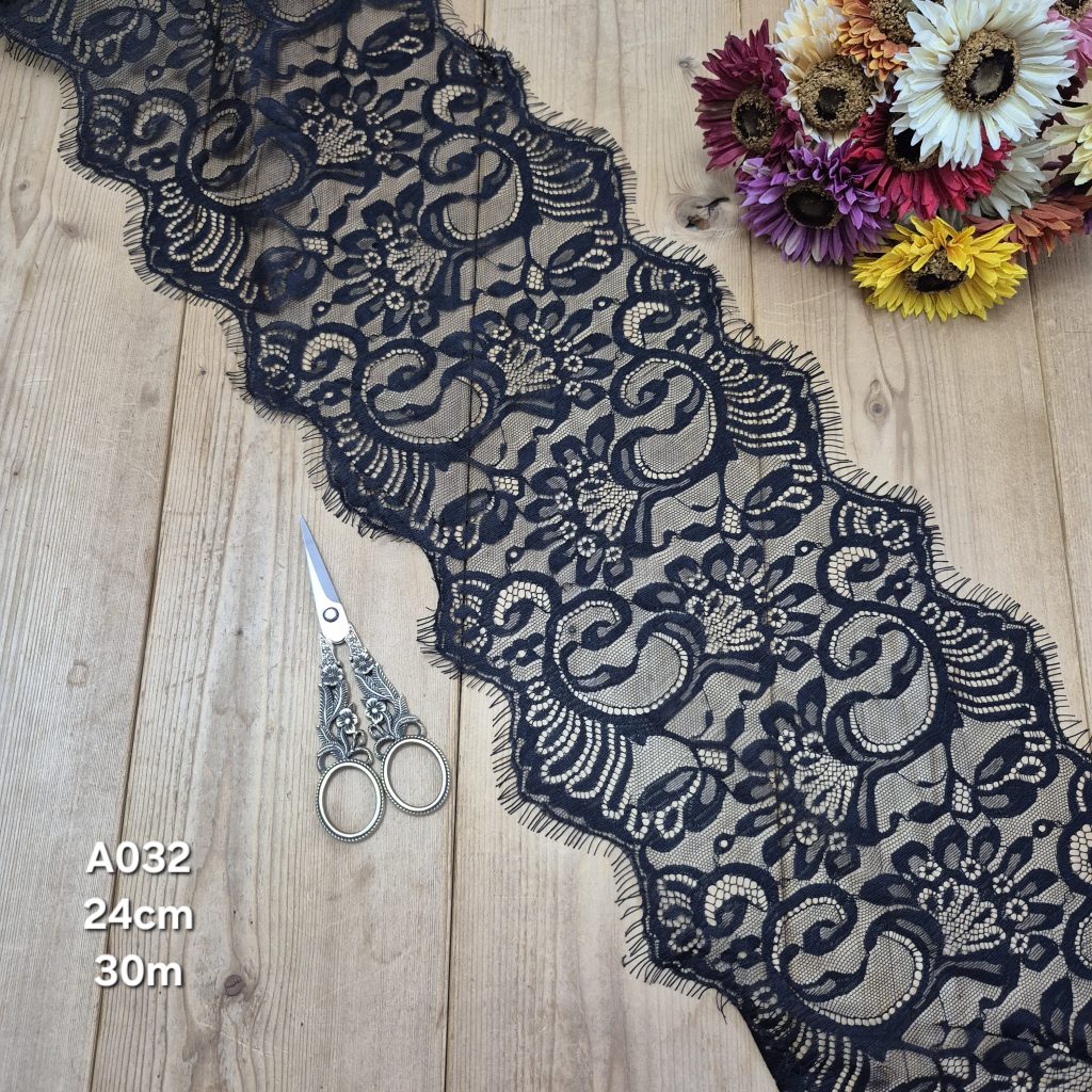 تور سوزنی کد A032 بسته 30 متری عرض 24 سانت-مشکی