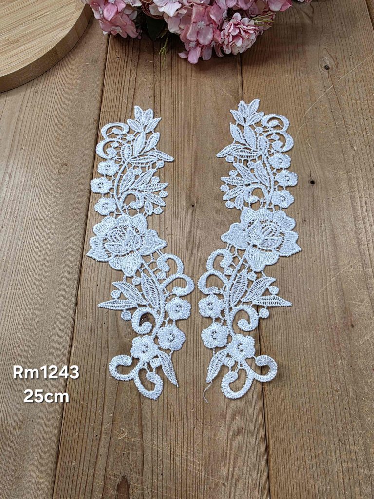 گل گیپور کد RM1243 سایز 25سانت