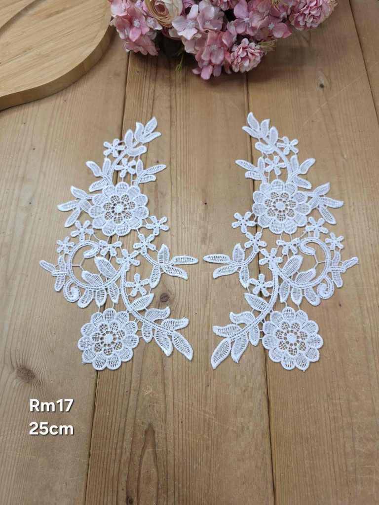 گل گیپور کد RM17 سایز 25سانت