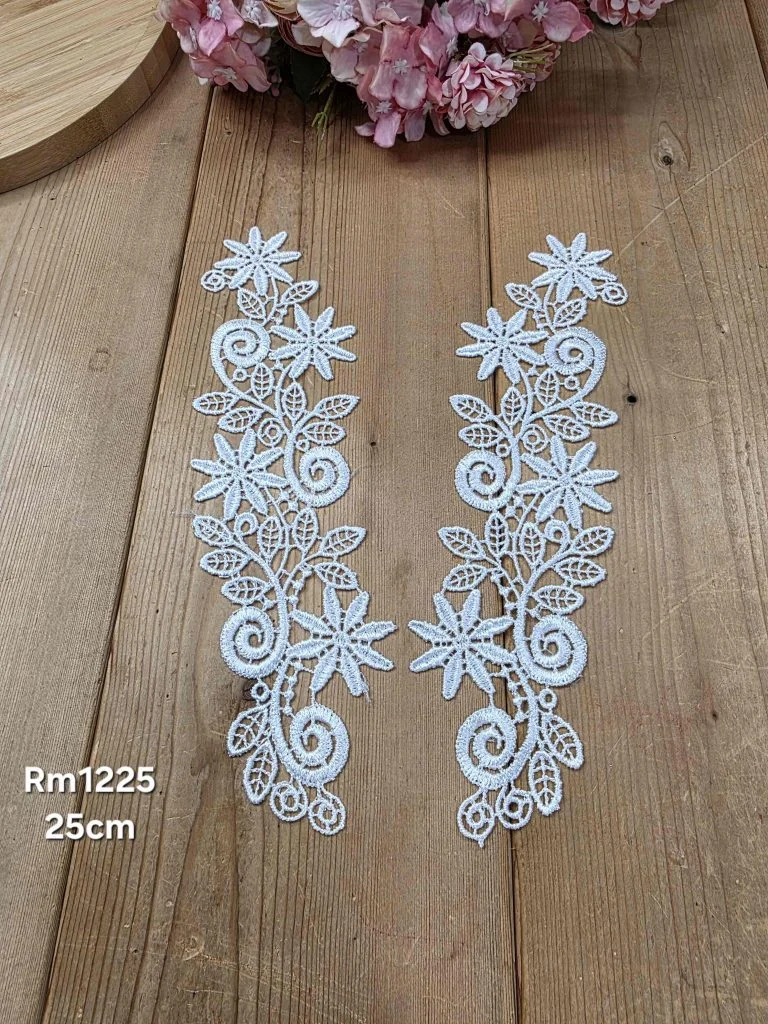 گل گیپور کد RM1225 سایز 25سانت