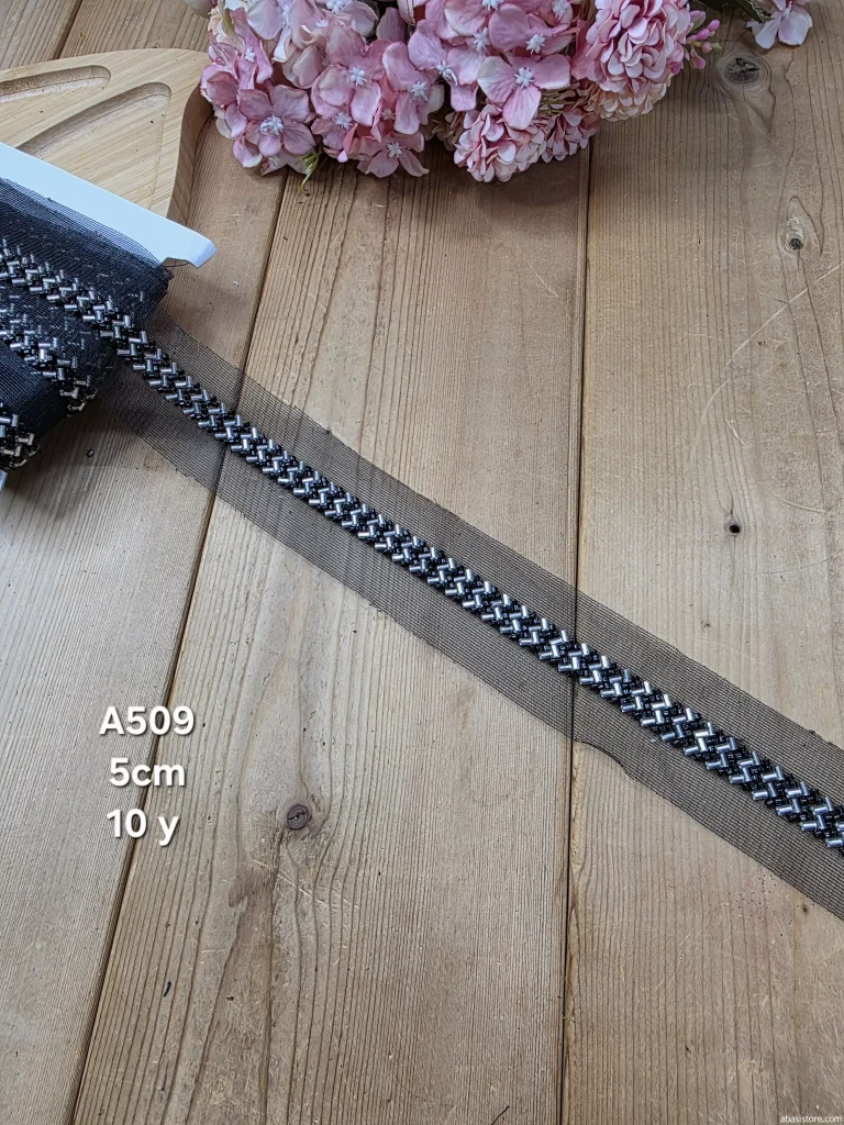 نوار ملیله دوزی کد A509 بسته 10 یاردی سایز 5 سانت