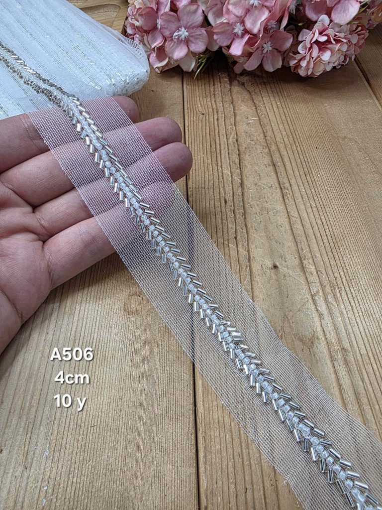 نوار ملیله دوزی کد A506 بسته 10 یاردی سایز 4 سانت
