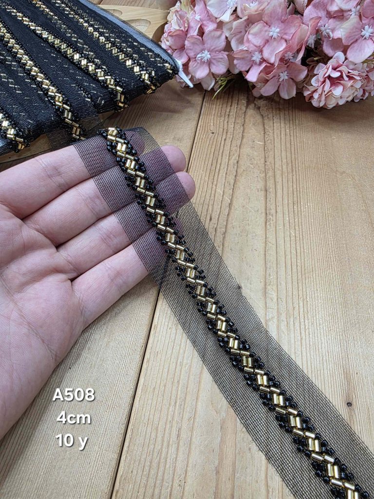 نوار ملیله دوزی کد A508 بسته 10 یاردی سایز 4 سانت
