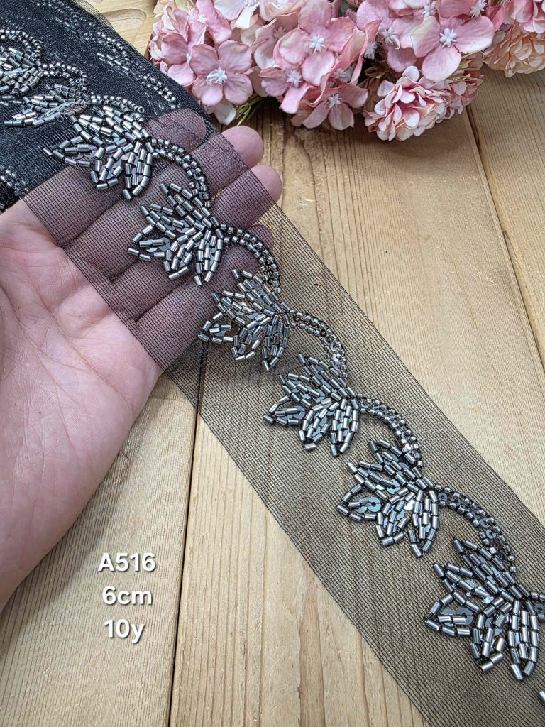 نوار ملیله دوزی کد A516 بسته 10 یاردی سایز 6سانت