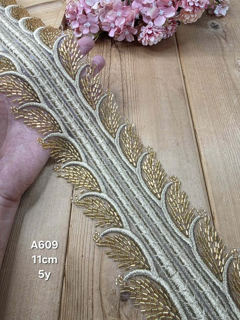 نوار ملیله دوزی کد A609 بسته 5 یاردی سایز 11 سانت