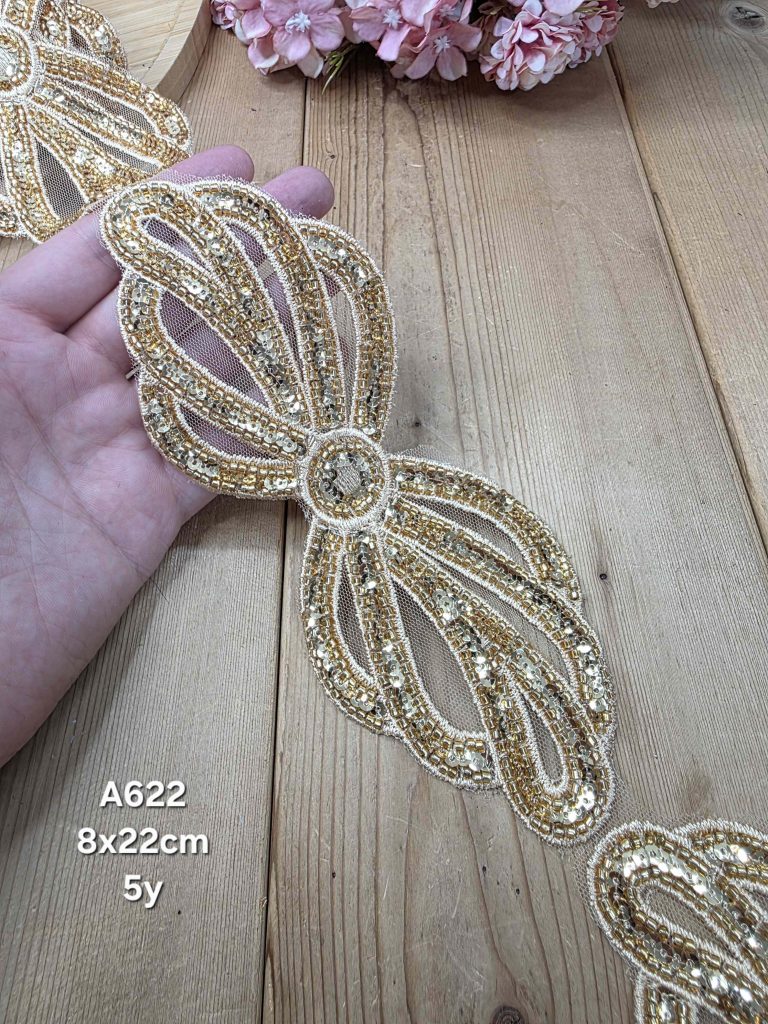 نوار ملیله دوزی کد A622 بسته 5 یاردی