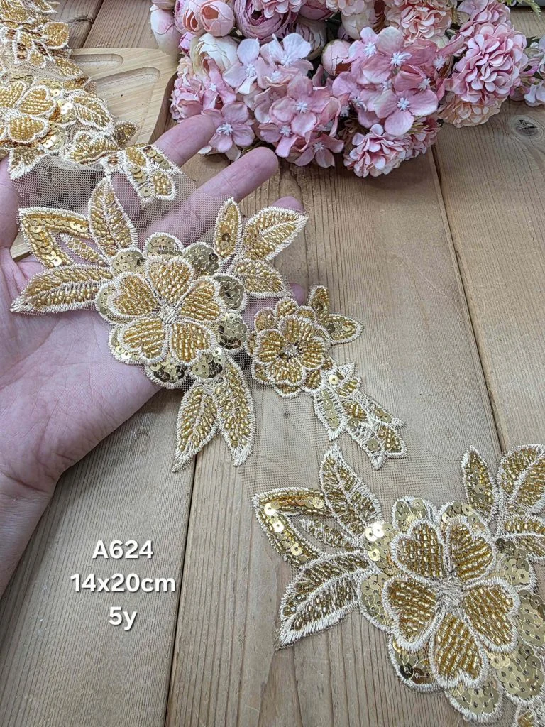 نوار ملیله دوزی کد A624 بسته 5 یاردی