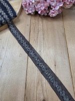 نوار ملیله دوزی کد MA497 بسته 10 یاردی سایز 2.5 سانت.