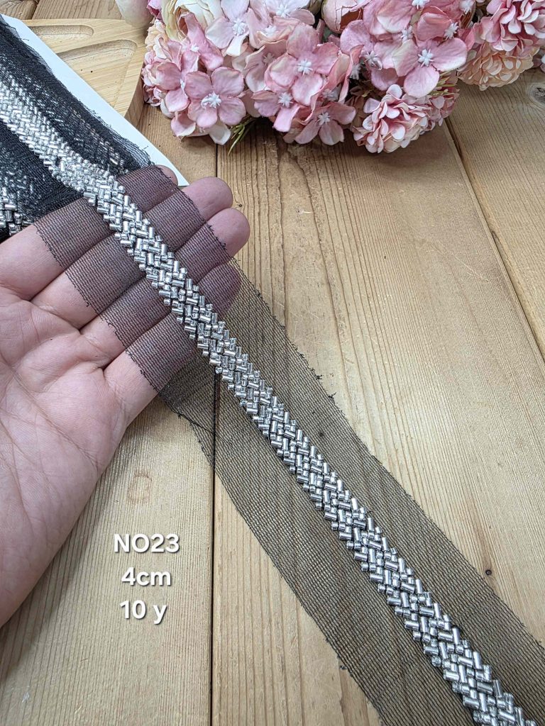 نوار ملیله دوزی کد N023 بسته 10 یاردی سایز 4سانت