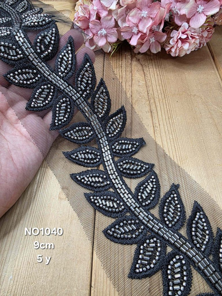 نوار ملیله دوزی کد NO1040 بسته 5 یاردی سایز 9 سانت
