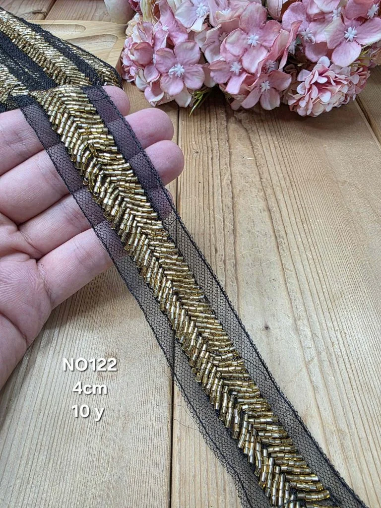 نوار ملیله دوزی کد NO122 بسته 10 یاردی سایز 4سانت